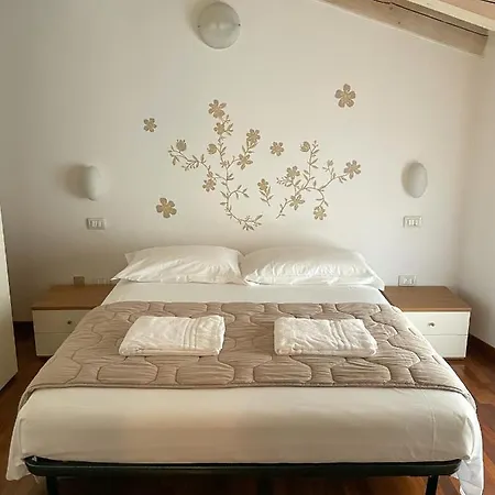 Richi Rent 02 * ורונה